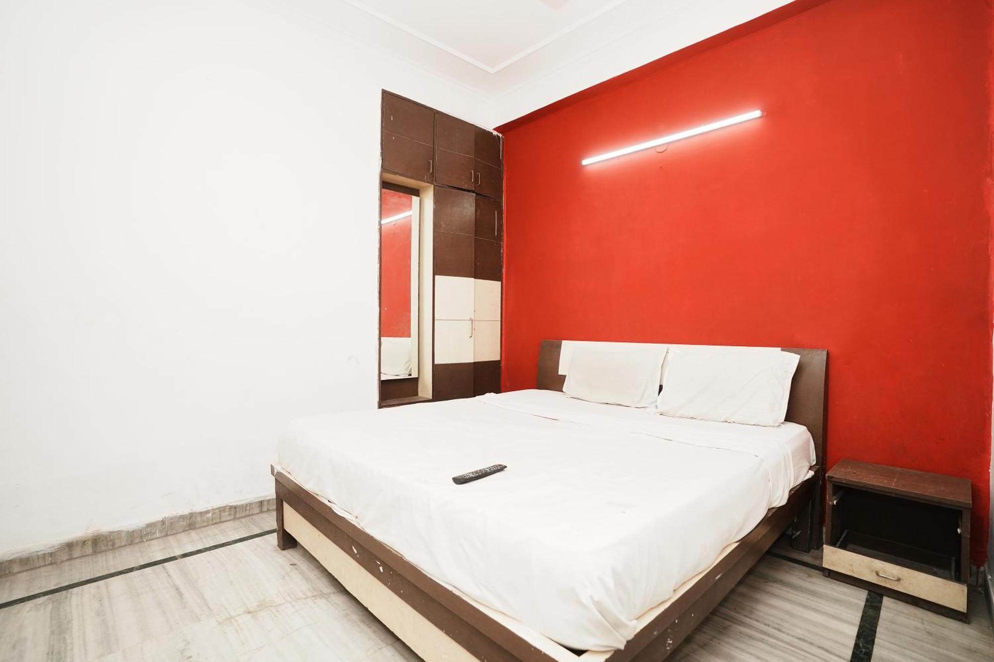 Hotel Sunrise Moon New Delhi Ngoại thất bức ảnh