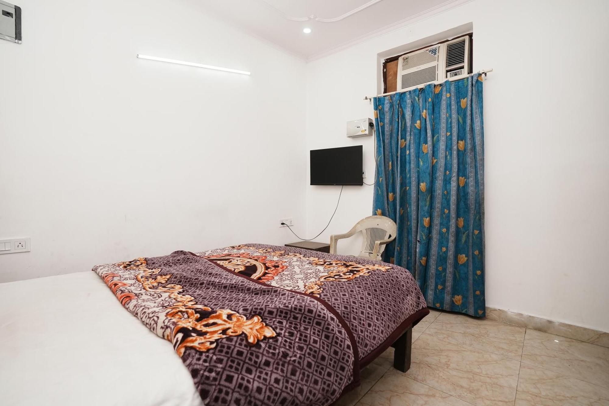 Hotel Sunrise Moon New Delhi Ngoại thất bức ảnh