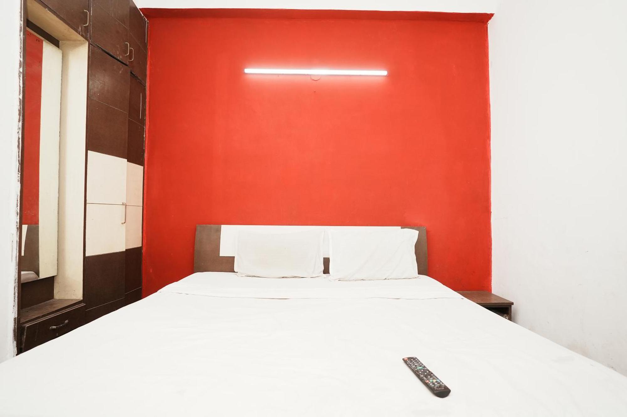 Hotel Sunrise Moon New Delhi Ngoại thất bức ảnh