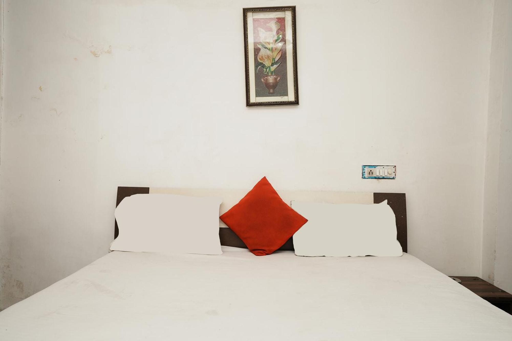 Hotel Sunrise Moon New Delhi Ngoại thất bức ảnh