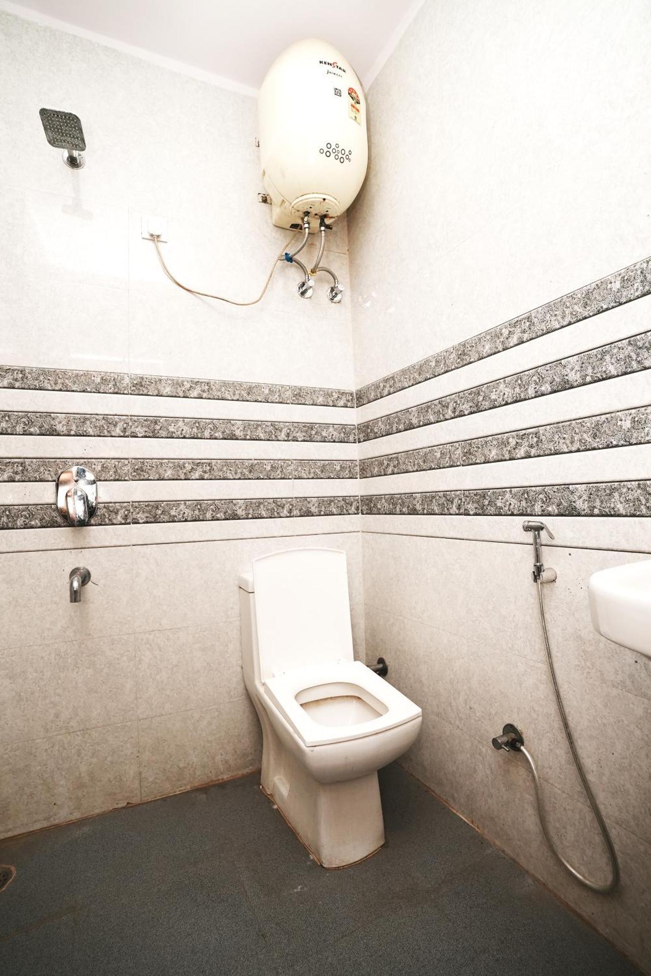 Hotel Sunrise Moon New Delhi Ngoại thất bức ảnh