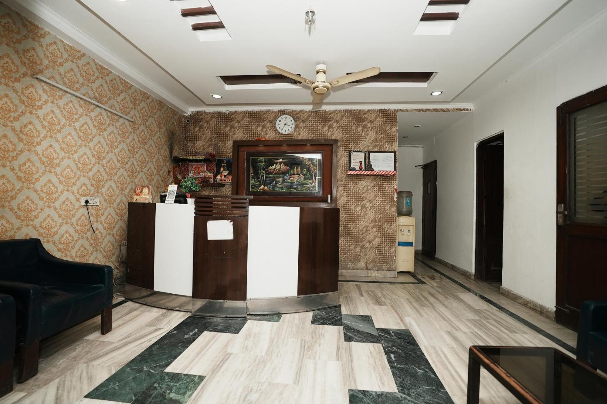 Hotel Sunrise Moon New Delhi Ngoại thất bức ảnh